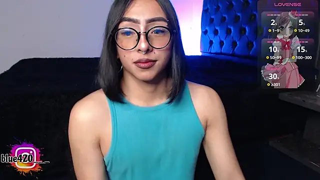 Skyler  blue4 online show from 21, 9, 2025