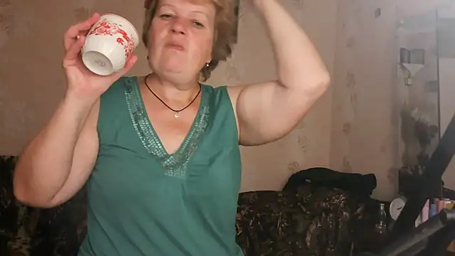 Ettie Tonia online show from 10, 10, 2025