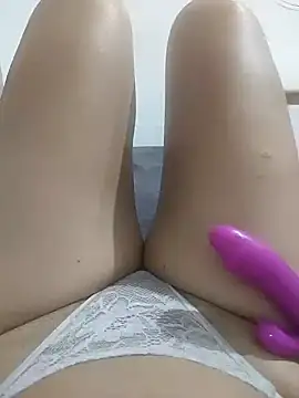 yasmin6 online show from 4, 1, 2025