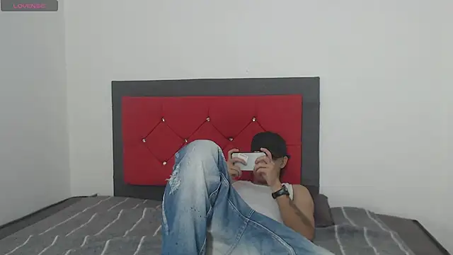 logannth online show from 12, 1, 2026