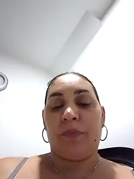 MirandaSoto online show from 28, 1, 2025