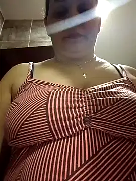 MirandaSoto online show from 28, 1, 2025