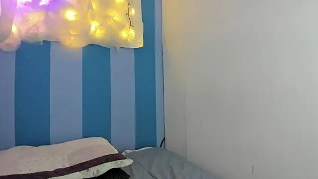 Snapshot of britny_clouds chatting on 10, 12, 2024 britny clouds online show from 10, 12, 2024