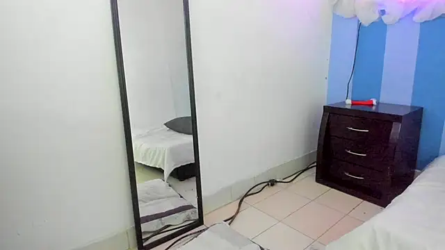 Snapshot of britny_clouds chatting on 28, 12, 2024 britny clouds online show from 28, 12, 2024