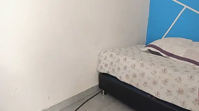 Snapshot of britny_clouds chatting on 30, 1, 2025 britny clouds online show from 30, 1, 2025