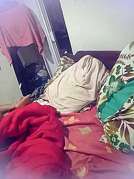 Snapshot of lukitassssssssssssss chatting on 12, 10, 2025 lukitassssssssssssss online show from 12, 10, 2025