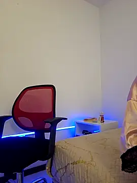 VictoriaEvaans  online show from 14, 1, 2026