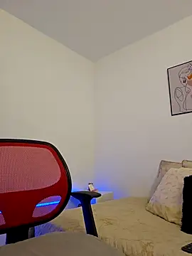 VictoriaEvaans  online show from 4, 2, 2026