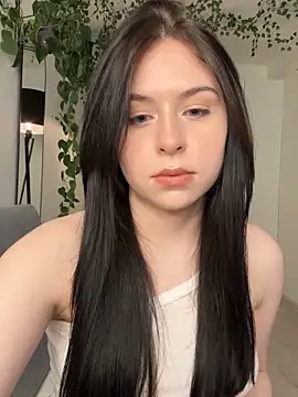  SweetCandyy online show from 28, 1, 2025