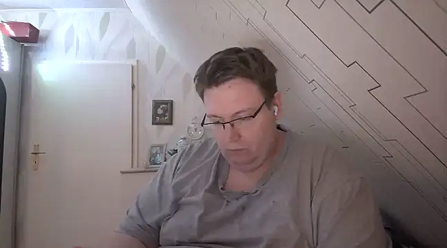 Snapshot of der_alex38 chatting on 14, 2, 2025 der alex38 online show from 14, 2, 2025