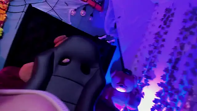 delilah fix online show from 3, 11, 2025