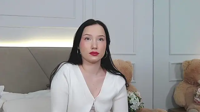 LeilaLow online show from 15, 1, 2025