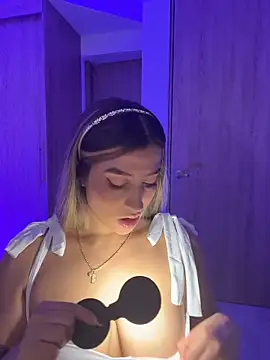 Snapshot of Issabela_G1 chatting on 18, 2, 2026 Issabela G1 online show from 18, 2, 2026