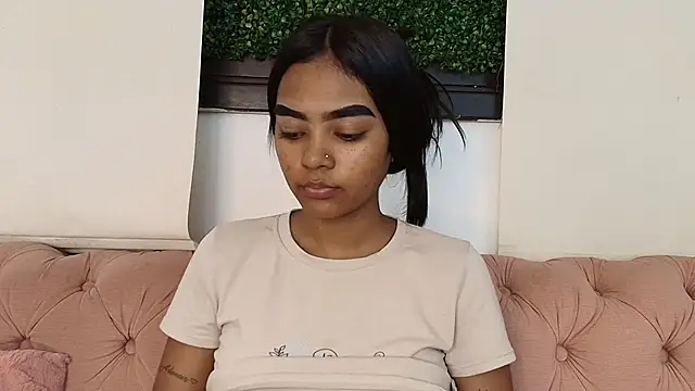 julieta aguilar1 online show from 19, 11, 2025