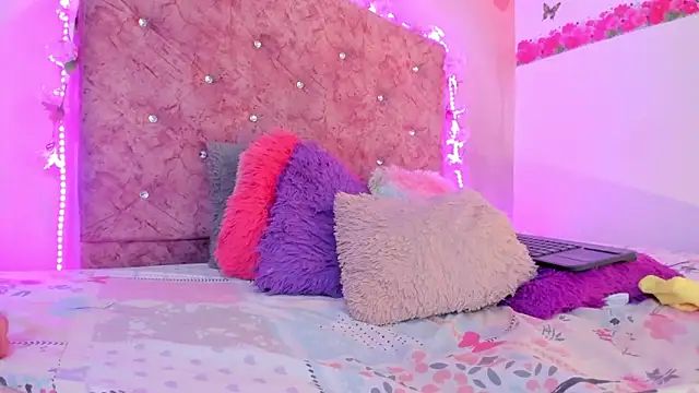 Bella  sweet online show from 11, 1, 2025