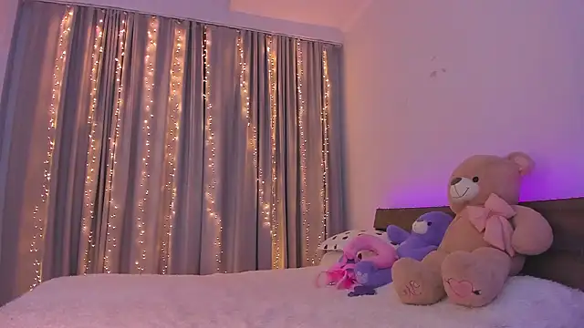 Snapshot of Dollyaa chatting on 5, 2, 2026 Dollyaa online show from 5, 2, 2026