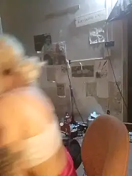 Snapshot of spacegirlll chatting on 27, 2, 2025 spacegirlll online show from 27, 2, 2025