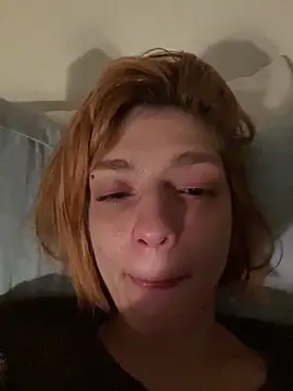 Snapshot of spacegirlll chatting on 20, 12, 2025 spacegirlll online show from 20, 12, 2025