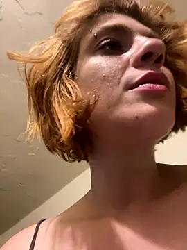 Snapshot of spacegirlll chatting on 22, 12, 2025 spacegirlll online show from 22, 12, 2025