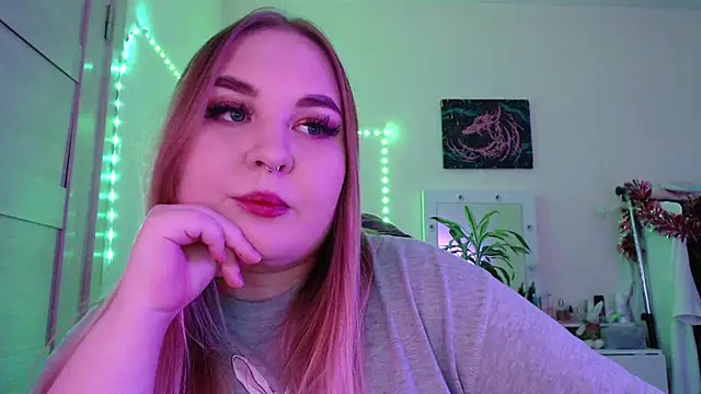 Greeenfriends6969 online show from 12, 1, 2025