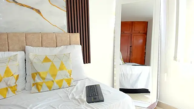 Snapshot of emagarcia chatting on 16, 3, 2026 emagarcia online show from 16, 3, 2026