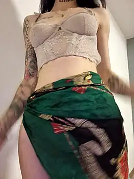 roxi katty online show from 5, 10, 2025