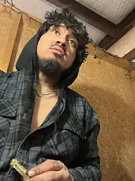 Snapshot of yomanfriend chatting on 21, 12, 2024 yomanfriend online show from 21, 12, 2024