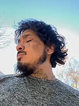 Snapshot of yomanfriend chatting on 23, 12, 2024 yomanfriend online show from 23, 12, 2024