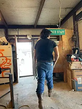 Snapshot of yomanfriend chatting on 4, 1, 2025 yomanfriend online show from 4, 1, 2025