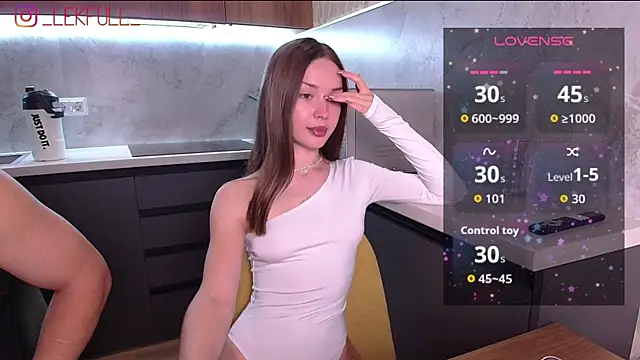 Snapshot of lekfull-kitten chatting on 12, 9, 2025 lekfull-kitten online show from 12, 9, 2025