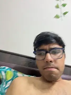 Snapshot of BoyzaraHatke chatting on 6, 4, 2026 BoyzaraHatke online show from 6, 4, 2026