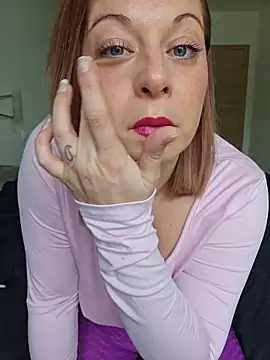 Chaudesquirt online show from 16, 1, 2026