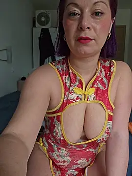 Chaudesquirt online show from 21, 2, 2026