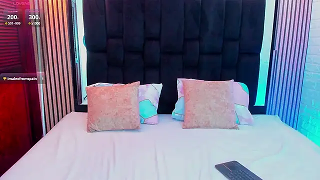 Snapshot of Isabella_Flores chatting on 14, 9, 2025 Isabella Flores online show from 14, 9, 2025