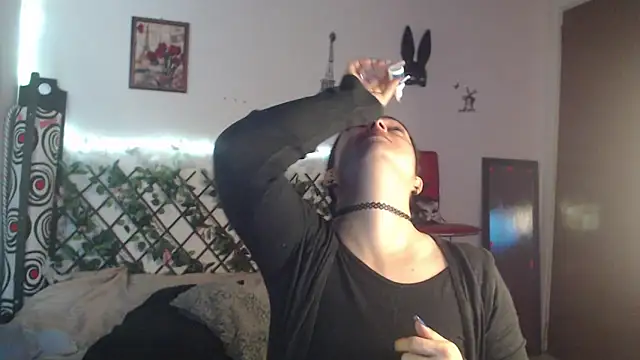 Candyparis online show from 2, 12, 2024