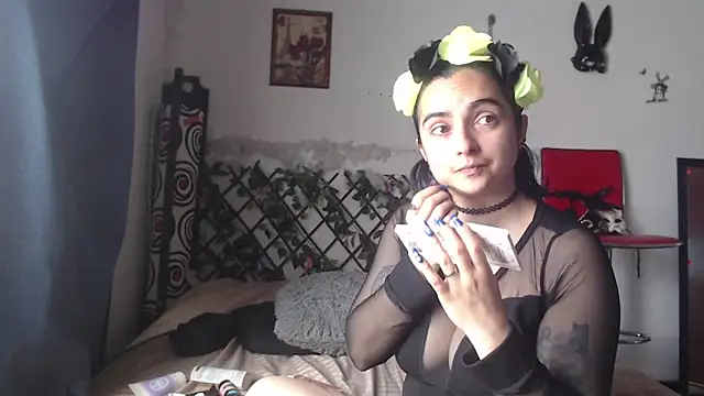 Candyparis online show from 5, 12, 2024