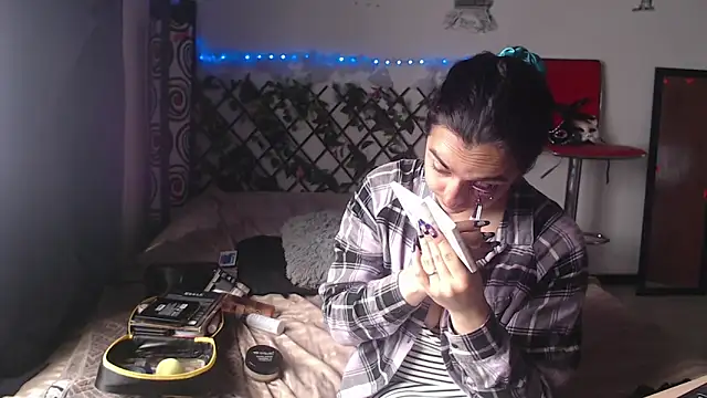 Candyparis online show from 10, 12, 2024