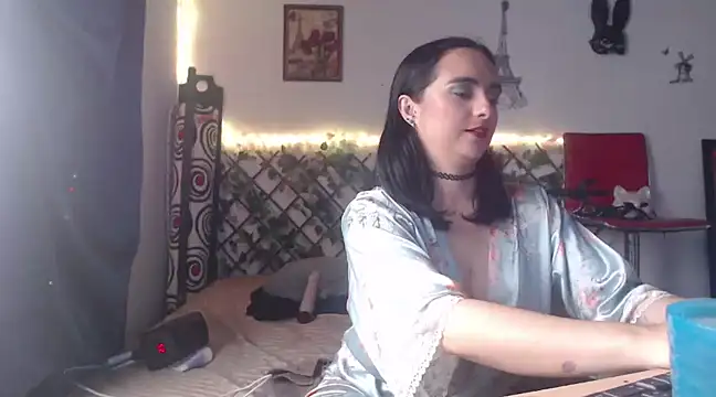 Candyparis online show from 27, 12, 2024