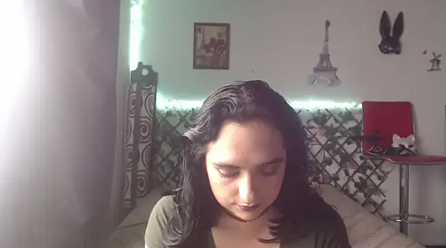 Candyparis online show from 4, 1, 2025