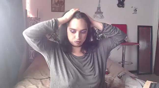 Candyparis online show from 7, 1, 2025