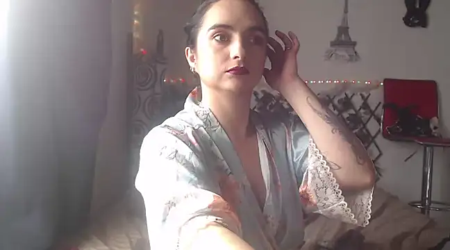 Candyparis online show from 22, 1, 2025