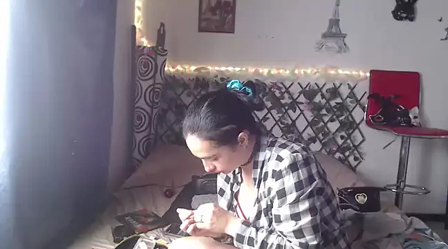 Candyparis online show from 27, 1, 2025