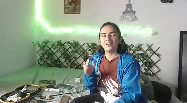 Candyparis online show from 14, 2, 2025