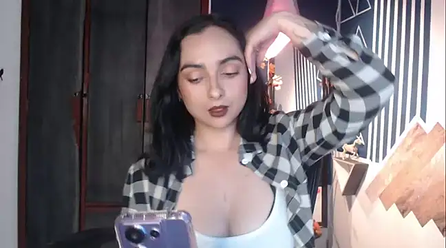 Candyparis online show from 15, 3, 2025