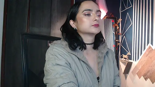 Candyparis online show from 18, 3, 2025