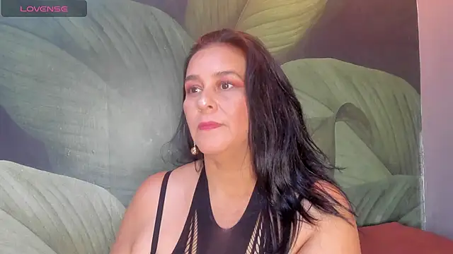 Snapshot of Sharllot_bbw chatting on 20, 3, 2025 Sharllot bbw online show from 20, 3, 2025