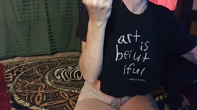 mizziijai online show from 13, 1, 2026