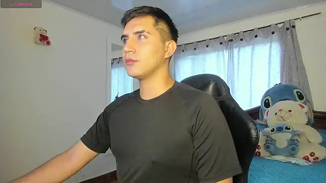 Snapshot of Chris_Maddox chatting on 6, 12, 2024 Chris Maddox online show from 6, 12, 2024