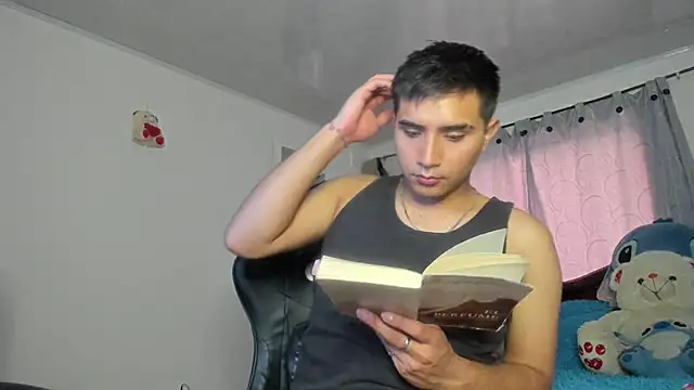 Snapshot of Chris_Maddox chatting on 7, 12, 2024 Chris Maddox online show from 7, 12, 2024