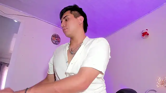 Snapshot of Chris_Maddox chatting on 14, 12, 2024 Chris Maddox online show from 14, 12, 2024